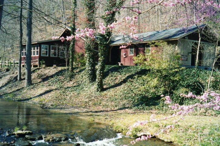 Hightower Falls | Reception Venues - Cedartown, GA