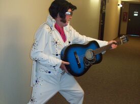 Elvis Is In THe Building - Elvis Impersonator - Kentwood, MI - Hero Gallery 3