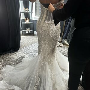 Gallery Photo 19