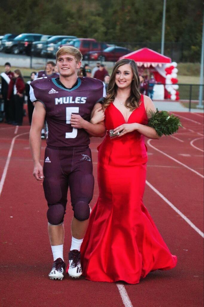 Senior Year Homecoming Court!