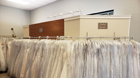 Debra's bridal shop hot sale at the avenues