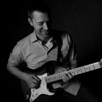 JOSH SKAJA - Singer Guitarist - Chicago, IL - Hero Main