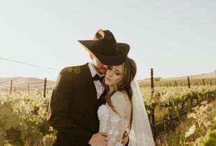 A Vogue And Western Wedding! - COWGIRL Magazine