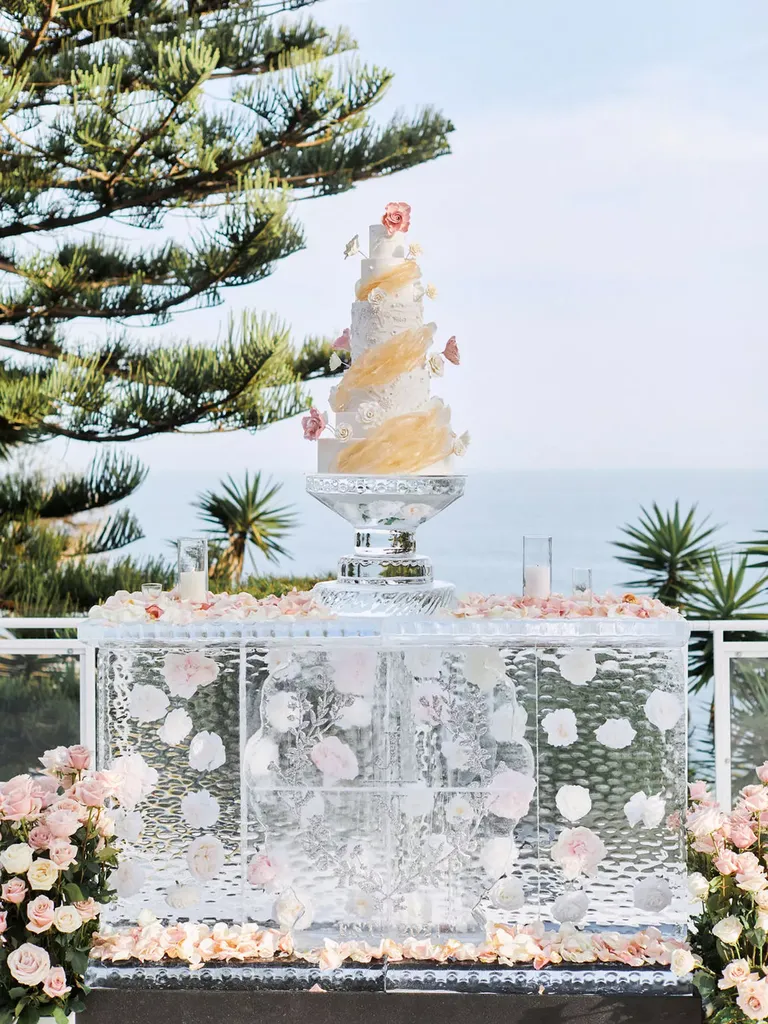 Wedding Cake on Ice Sculpture