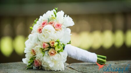 Swallows Nest Farm: Floral Crowns and Flowers for Hair