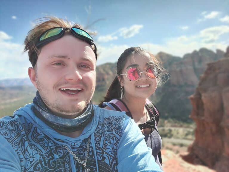 After their engagement, Jason and Donna embarked on a Southwest roadtrip journey to move to Florida.
