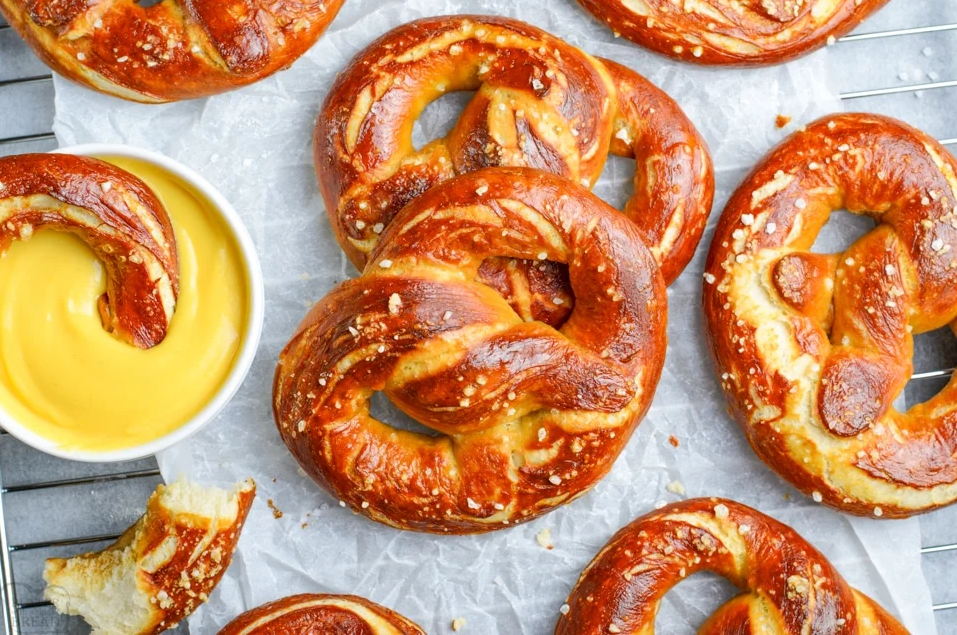 Soft pretzels with dipping sauce