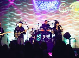 Gone2Long - Cover Band - Denver, CO - Hero Gallery 3