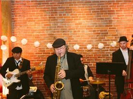 Dave Thomasson Music - Saxophonist - Covina, CA - Hero Gallery 4
