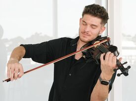 Jordan Caswell - Violinist - Davenport, FL - Hero Gallery 4