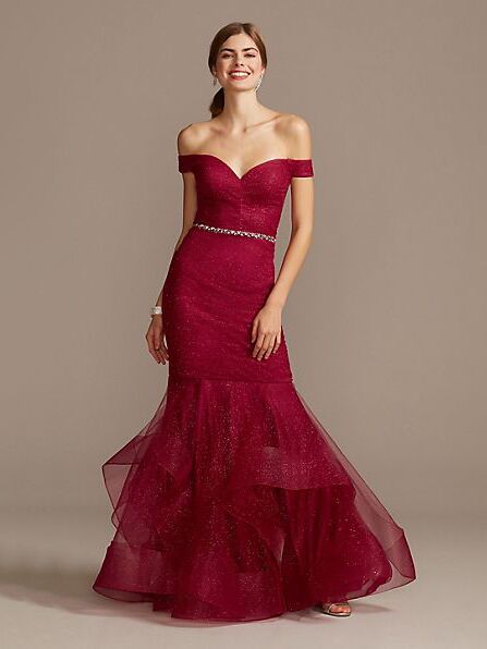 Deep red dress for 2024 wedding