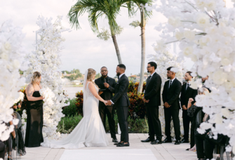 Couple's wedding ceremony at PGA National Resort Palm Beach wedding venue