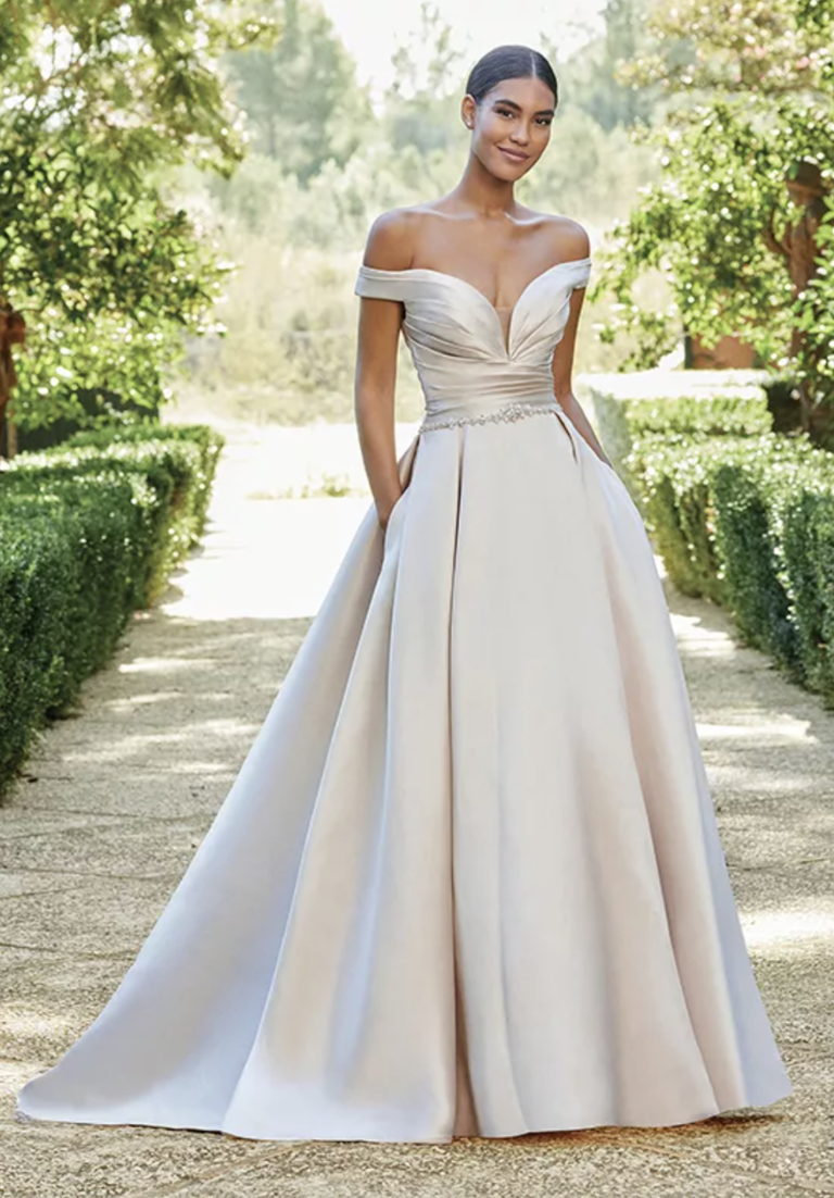 Ballgown with off-the-shoulder sleeves, plunging sweetheart neckline and beaded waistline