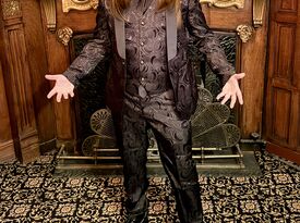 Zephyr | Comedic Mentalist & Mind Reader - Magician - Los Angeles, CA - Hero Gallery 3