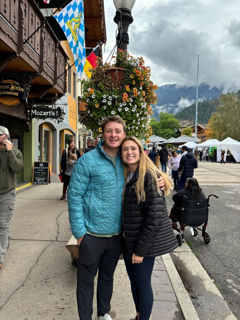 Natalie met Logan up in Washington reuniting after the summer! 