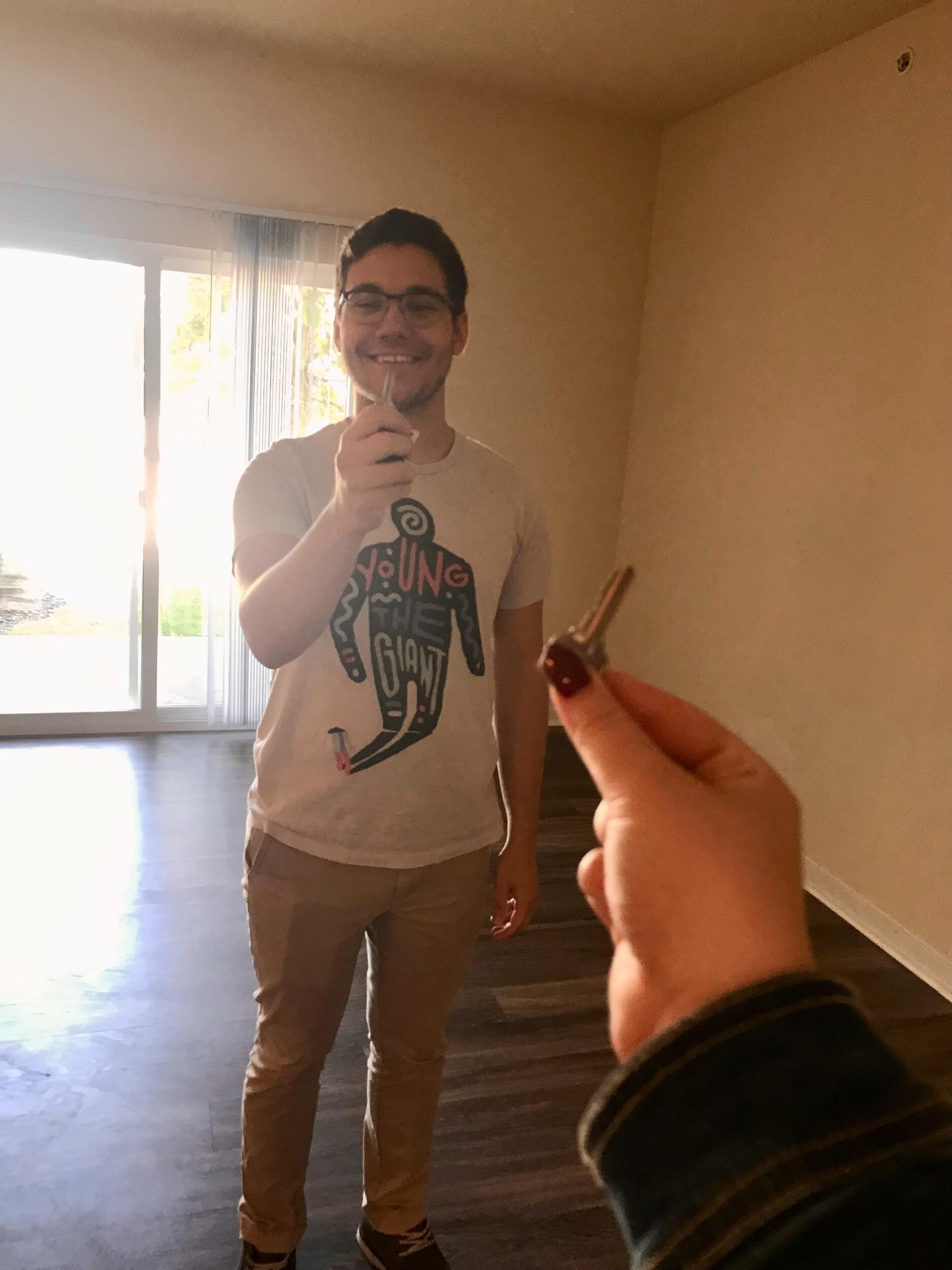 After 5 years together, they moved into their first apartment in St. Peters, MO. Greg had his first job out of college and Courtney had just started an internship in Lake Saint Louis. 