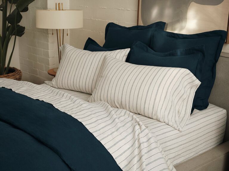 Organic linen sheet set