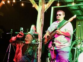 New Moon - Cover Band - San Antonio, TX - Hero Gallery 2