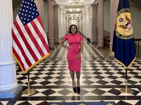 World’s Favorite Lynniah Grayson - Public Speaker - Seattle, WA - Hero Gallery 1