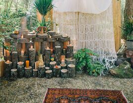 outdoor bohemian wedding ceremony décor