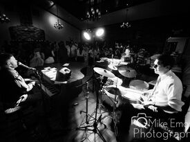 Cutting Edge Dueling Pianos - Dueling Pianist - Baltimore, MD - Hero Gallery 2