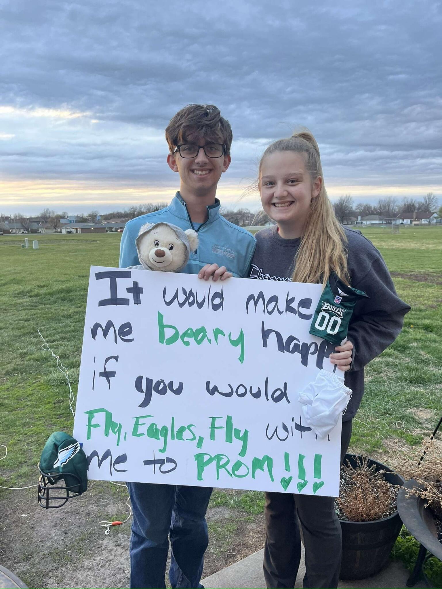 Maxwell asking Ashley to prom junior year, the only time he actually asked. In Philly fashion of course. 