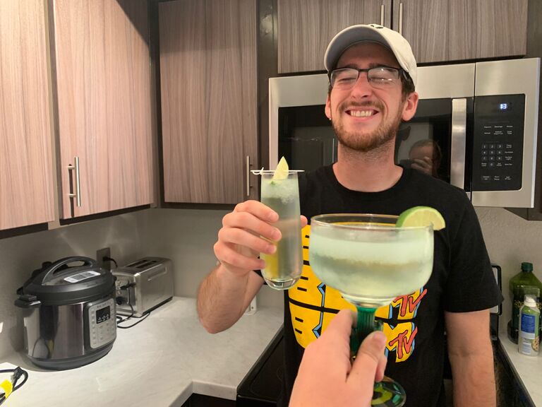 Daniel and Katelyn move into their first apartment together and celebrate with margs! 