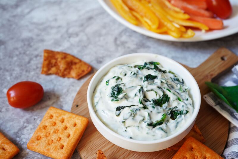 Seaweed spinach dip - mermaid party ideas