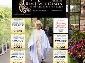 Rev. Jewel Olson - Wedding Officiant - Milwaukee, WI - Hero Gallery 1