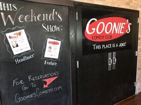 Goonie's Comedy To Go - Comedian - Rochester, MN - Hero Gallery 2