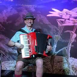Larry Roberts Accordion and More, profile image