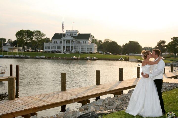 The Waters Reception  Venues  Oshkosh  WI 