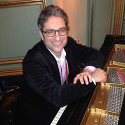 Larry Ebert -Ultimate Party Pianist and Pop Singer, profile image