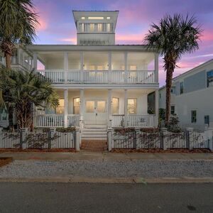 Gallery Photo 6