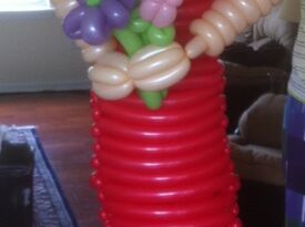 Joey's Balloon Company - Balloon Twister - Atlanta, GA - Hero Gallery 3