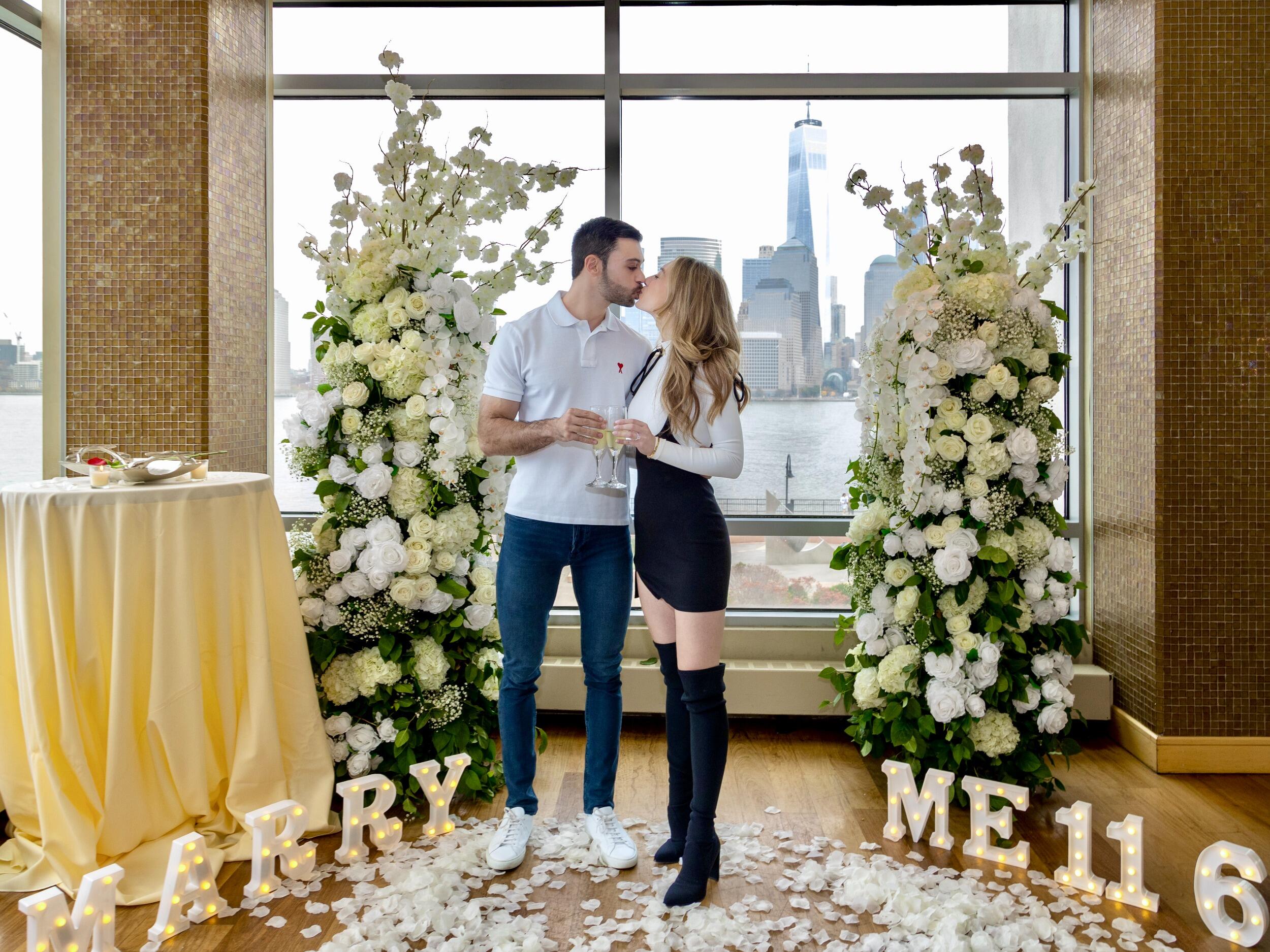 Tyler proposes to Lexi!  And of course, Lexi said yes!! 