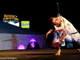 Cirque-tacular -New England-Themed & Circus Events - Acrobat - Providence, RI - Hero Gallery 3