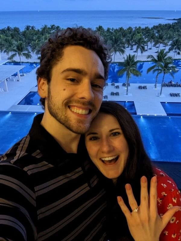 Chris asked Sarah to marry him on their trip to Riviera Maya, Mexico.