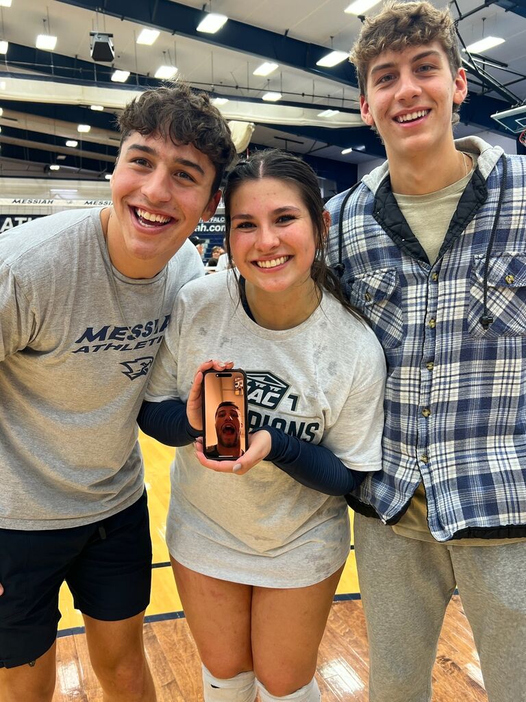 While traveling for NCAA's, Stefan got to watch Emma win the MAC for the first time in program history! Since Stefan couldn't be there in person his two younger brothers made sure to support the Falcons!