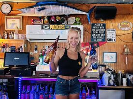 Jenna - Bartender - Clearwater, FL - Hero Gallery 2