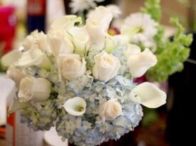 Lavender Memory Flowers & Gifts - Florist - Santa Ana, CA - Hero Gallery 1