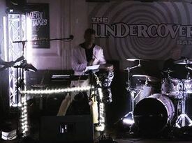 The Undercover Band - Cover Band - Cleveland, OH - Hero Gallery 3