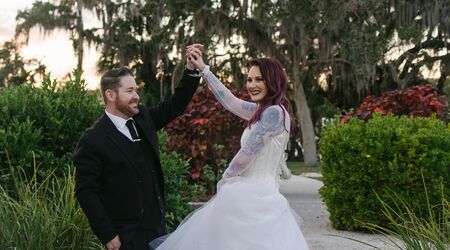 Why Veil Weights Are A Must-Have for Your Outdoor Wedding Ceremony -  Popping Champaign Photography