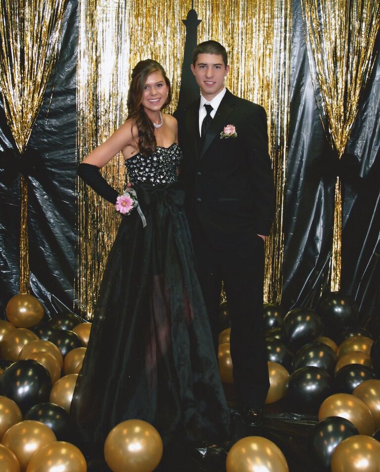 Chuck and Sydney attend Prom! (He asked nicely this time)  Love was (finally) in the air!! 