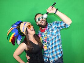 PHOTO MAGIC ! - Photo Booth - Indianapolis, IN - Hero Gallery 4