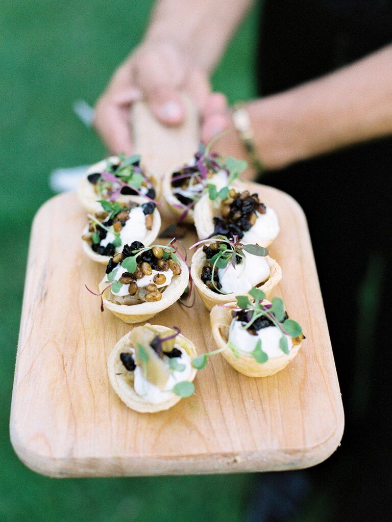 Ideas for gourmet wedding reception appetizers and food