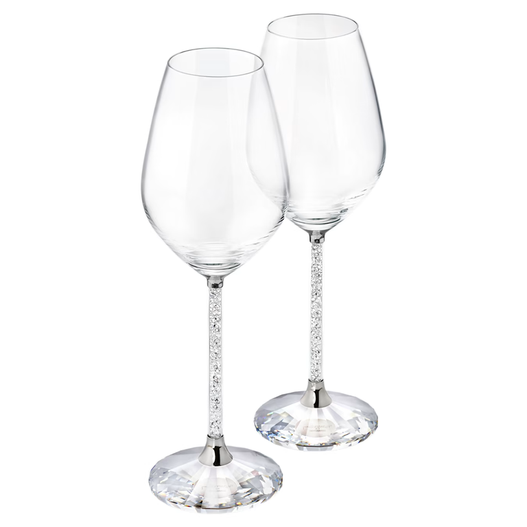 crystal wine glasses for the best anniversary gift