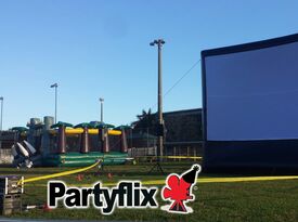 Partyflix - Outdoor Movie Screen Rental - Miami, FL - Hero Gallery 2