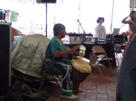 Ayinde the drum maker - One Man Band - Charlotte, NC - Hero Gallery 1
