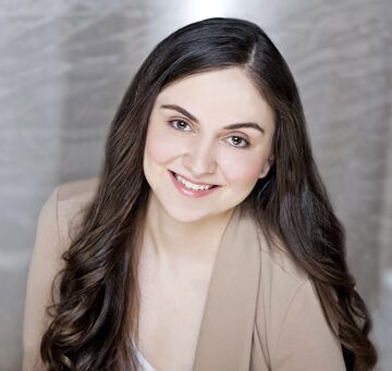 Laura Raffin, soprano - Singer - Toronto, ON - Hero Main